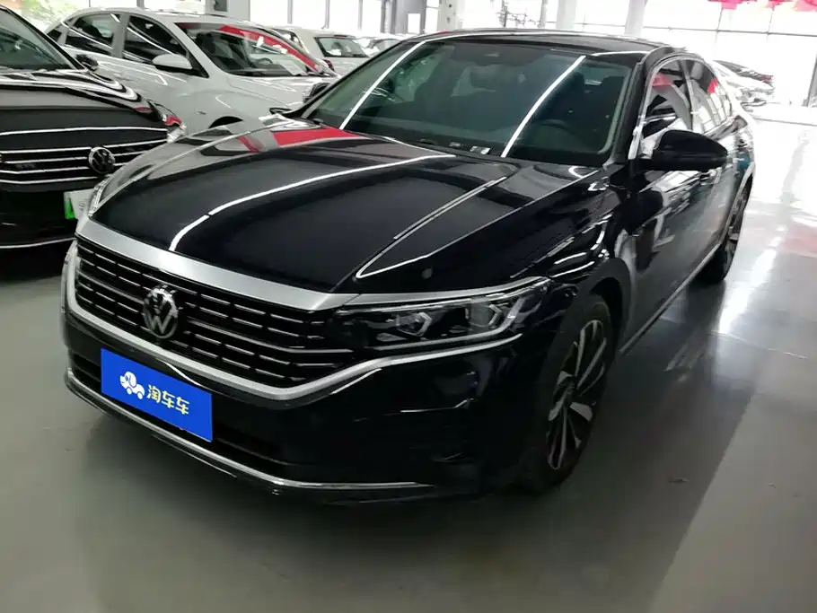Volkswagen Passat 2024
