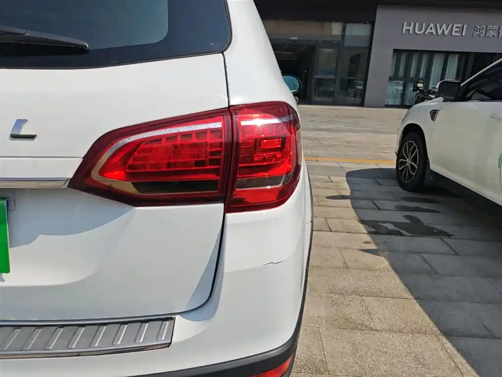 Haval H6 2015 — фото 8