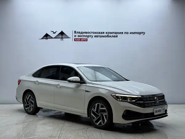 Volkswagen Sagitar 2022