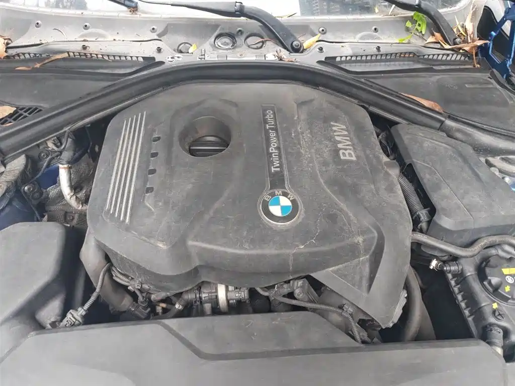 BMW 3 Series 2017 — фото 11