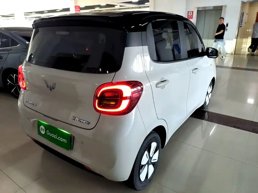 Wuling Hongguang MINIEV 2025