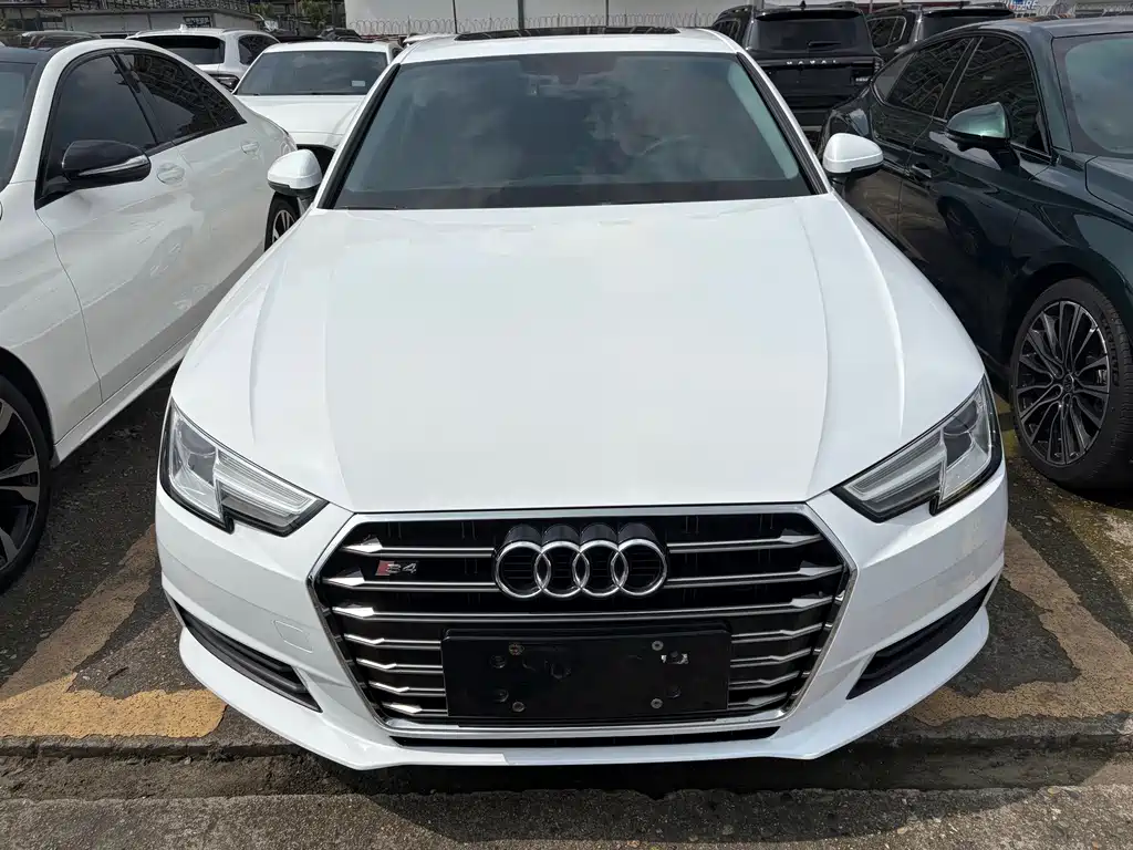 Audi A4L 2017