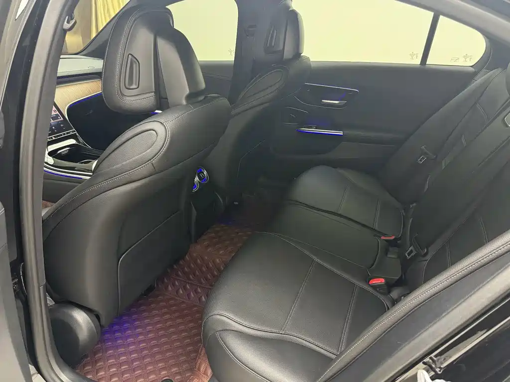 Mercedes-Benz C-Class 2022 — фото 12