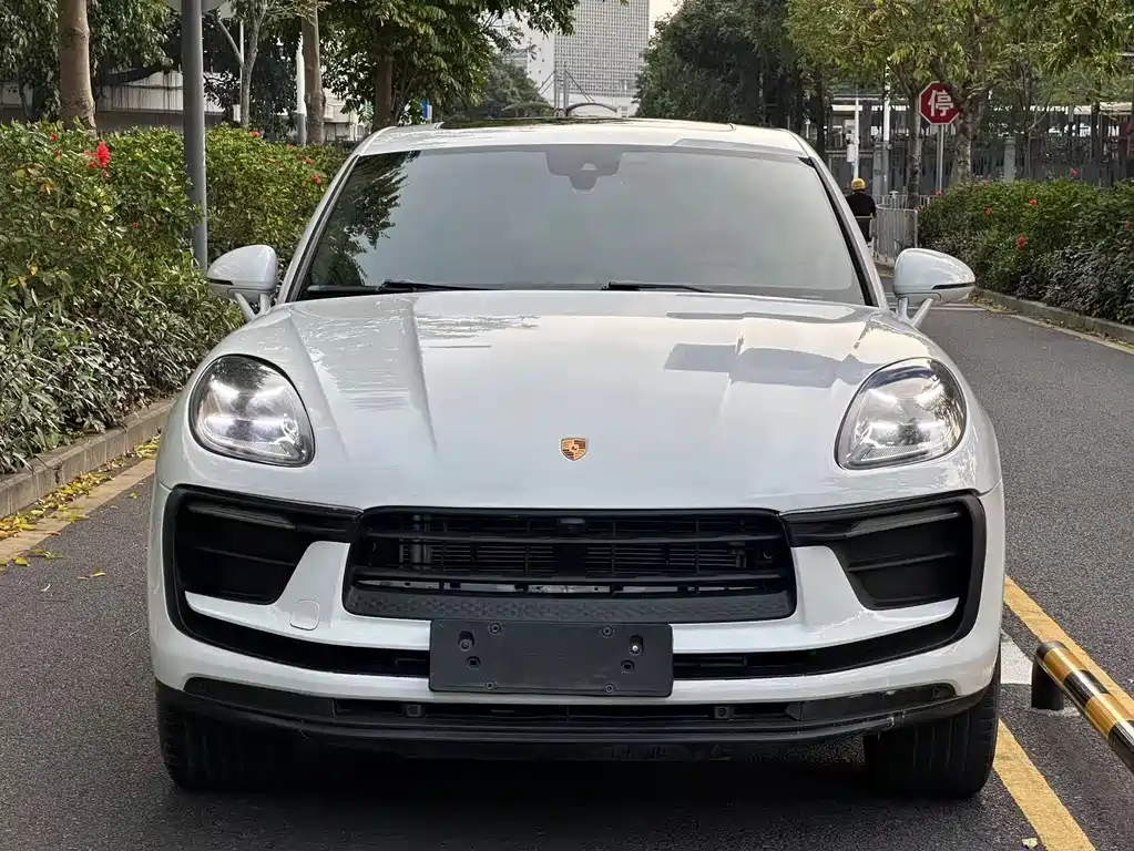 Porsche Macan 2022 — фото 2