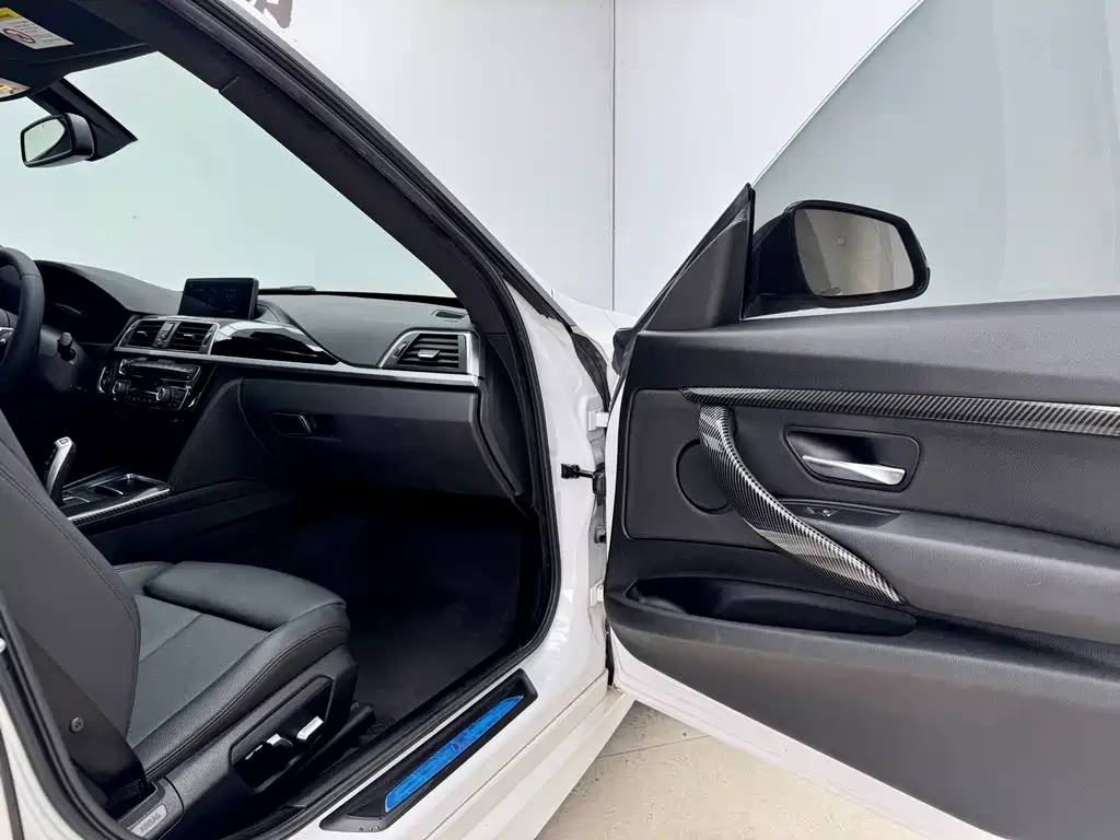 BMW 3 Series GT 2020 — фото 12