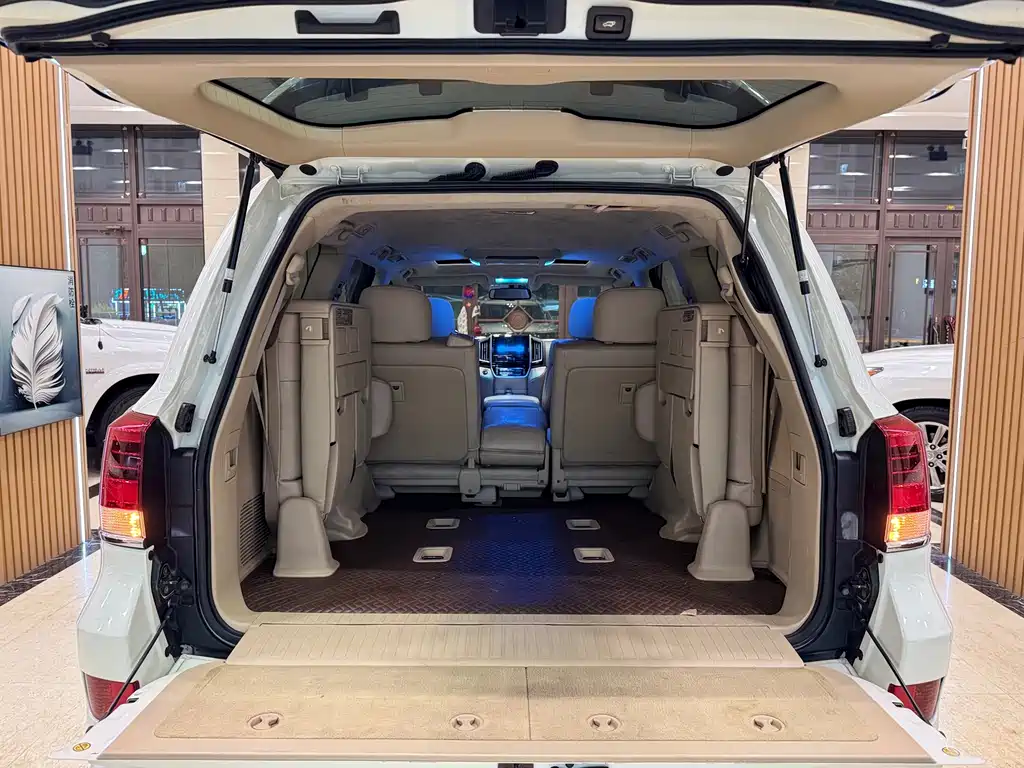 Toyota Land Cruiser 2012 — фото 20