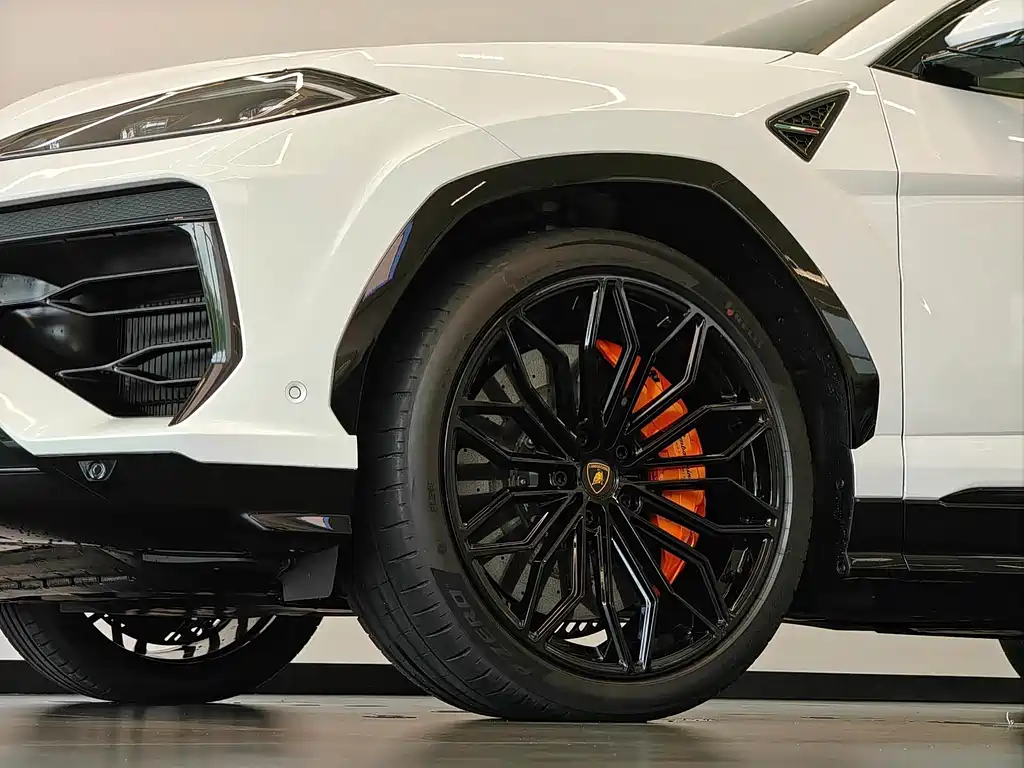 Lamborghini Urus SE