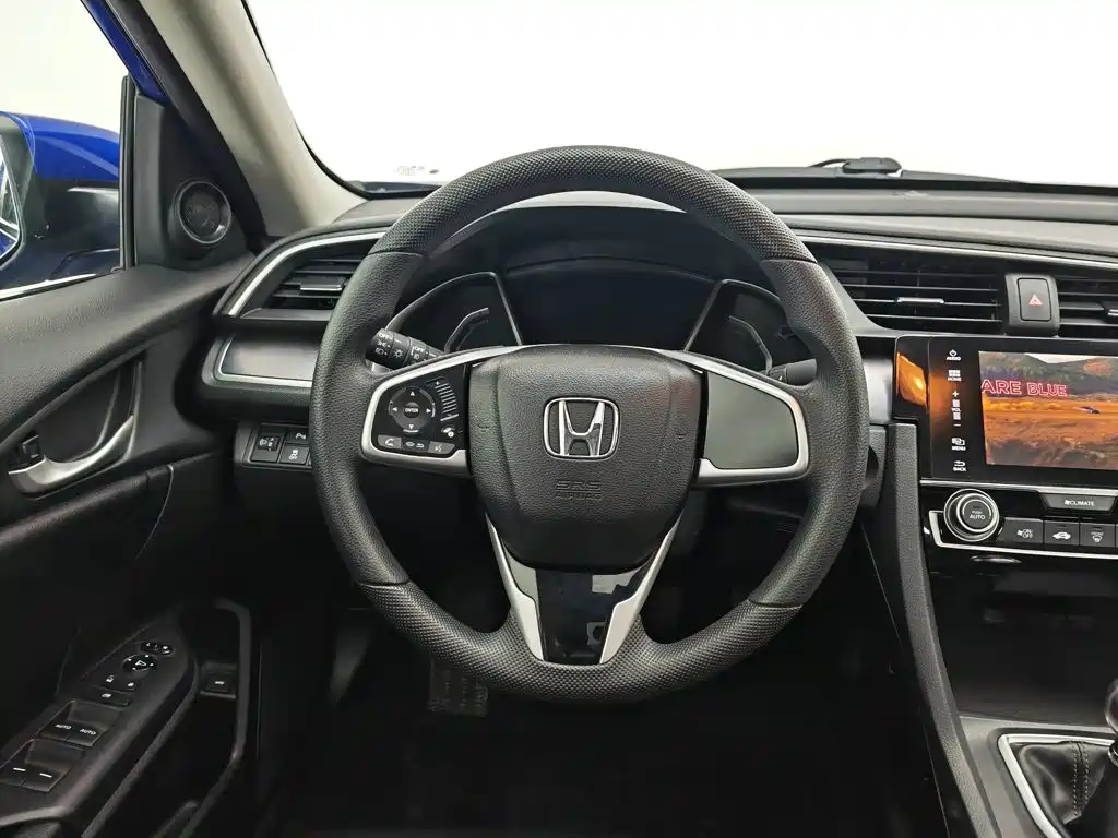 Honda Civic 2017 — фото 11