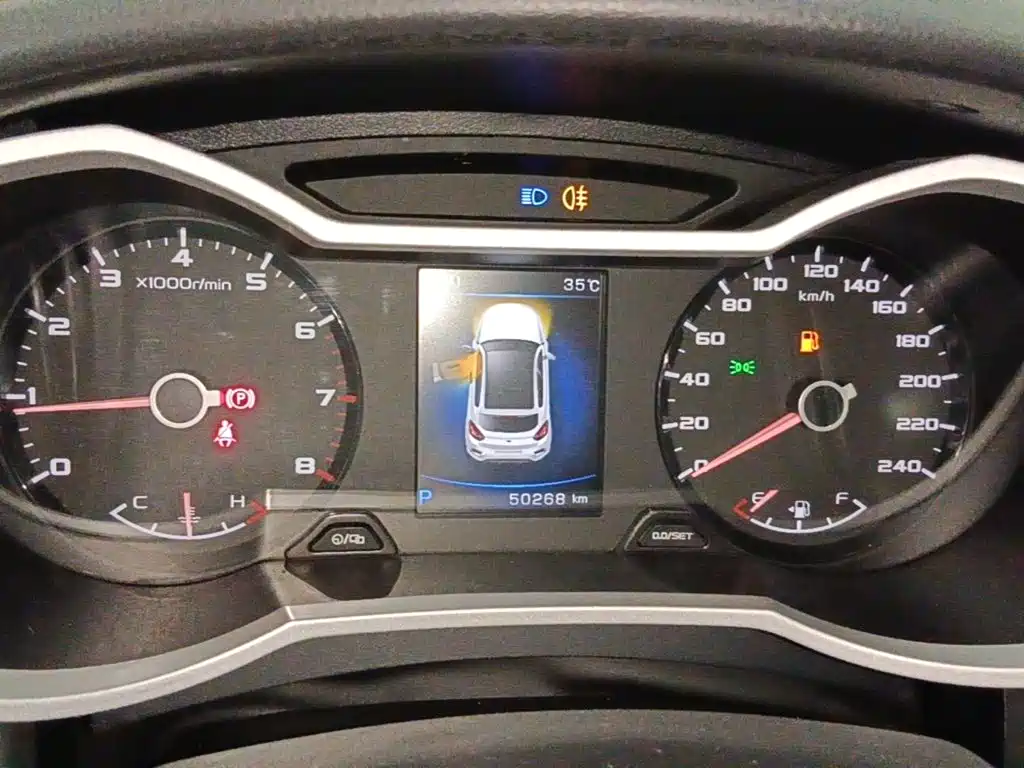 Geely Emgrand GS 2019 — фото 12