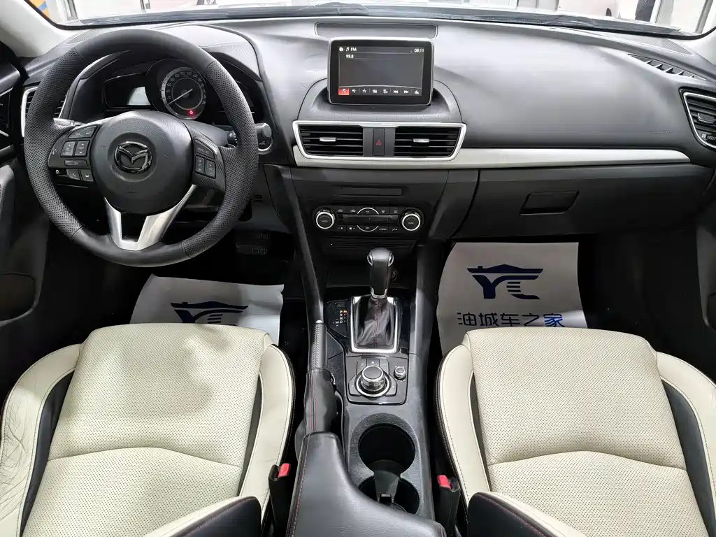 Mazda 3 Axela 2015 — фото 10