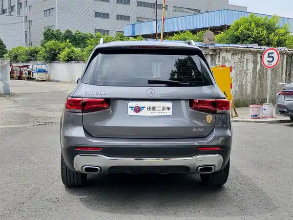 Mercedes-Benz GLB 2021