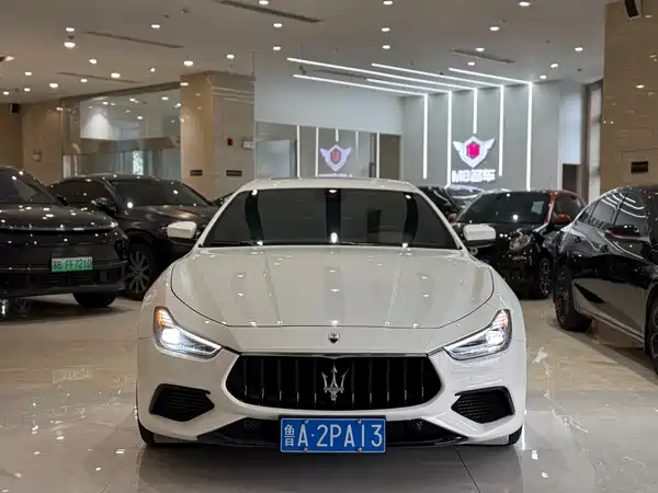 Maserati Ghibli 2023