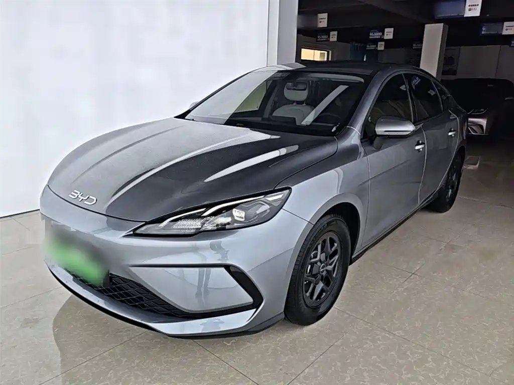 BYD Seal 05 DM-i 2025 — фото 2