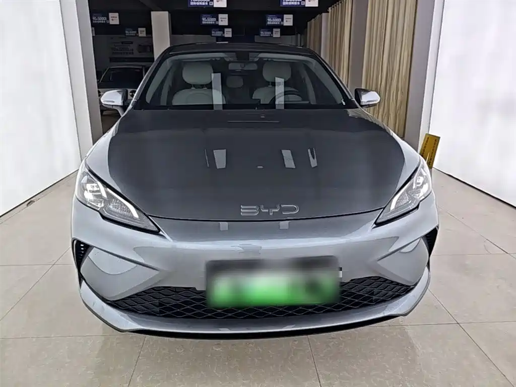 BYD Seal 05 DM-i 2025 — фото 3