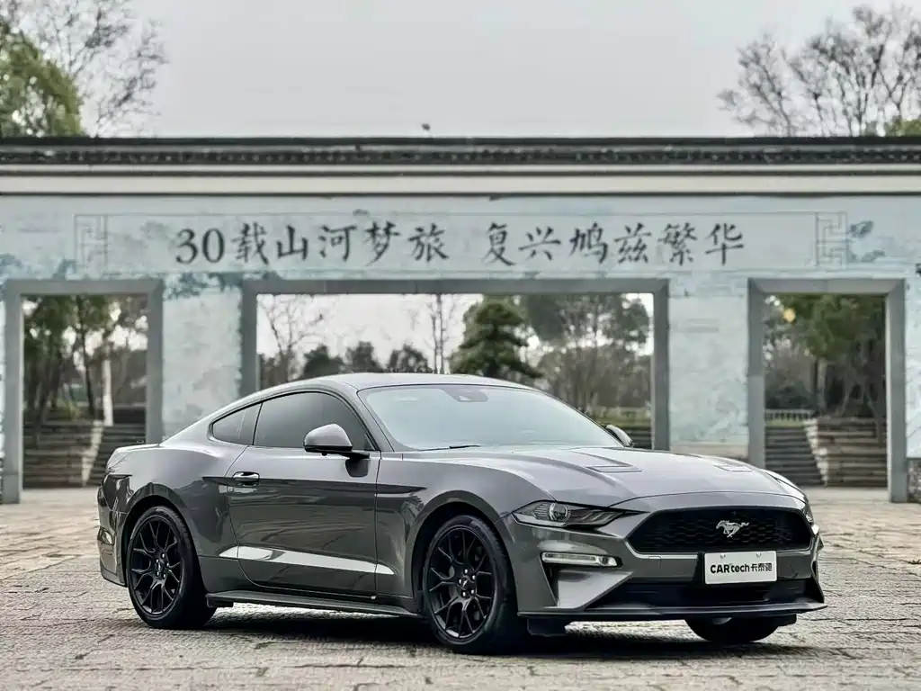 Ford Mustang 2023 — фото 3