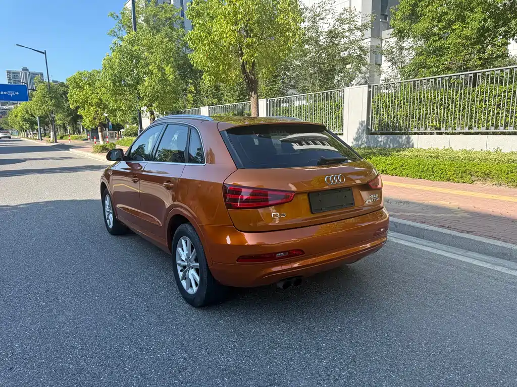 Audi Q3 2016 — фото 4