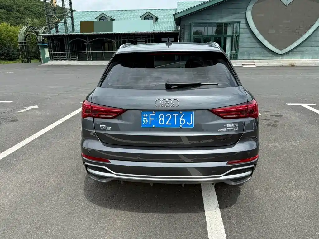 Audi Q3 2023 — фото 14