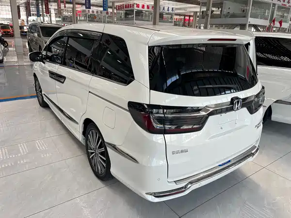 Honda Elysion 2022