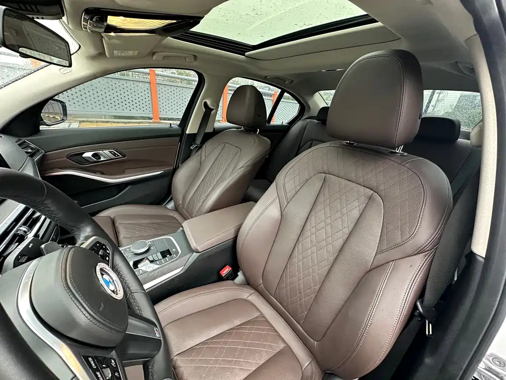 BMW 3 Series 2023