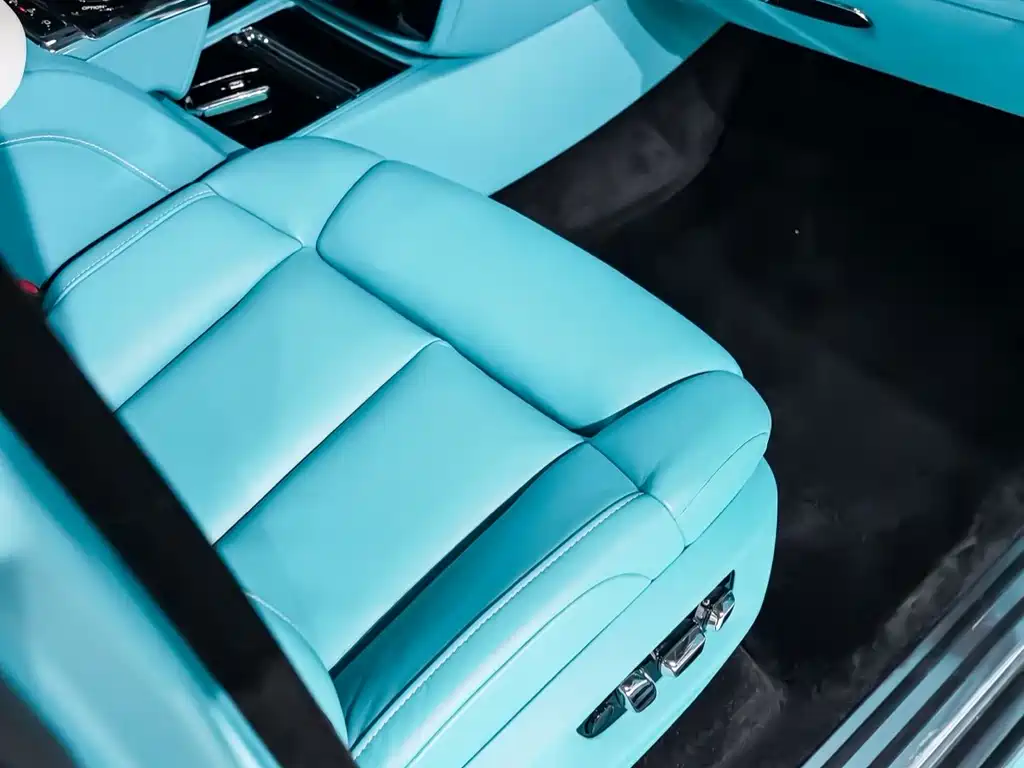 Rolls-Royce Phantom 2020 — фото 10