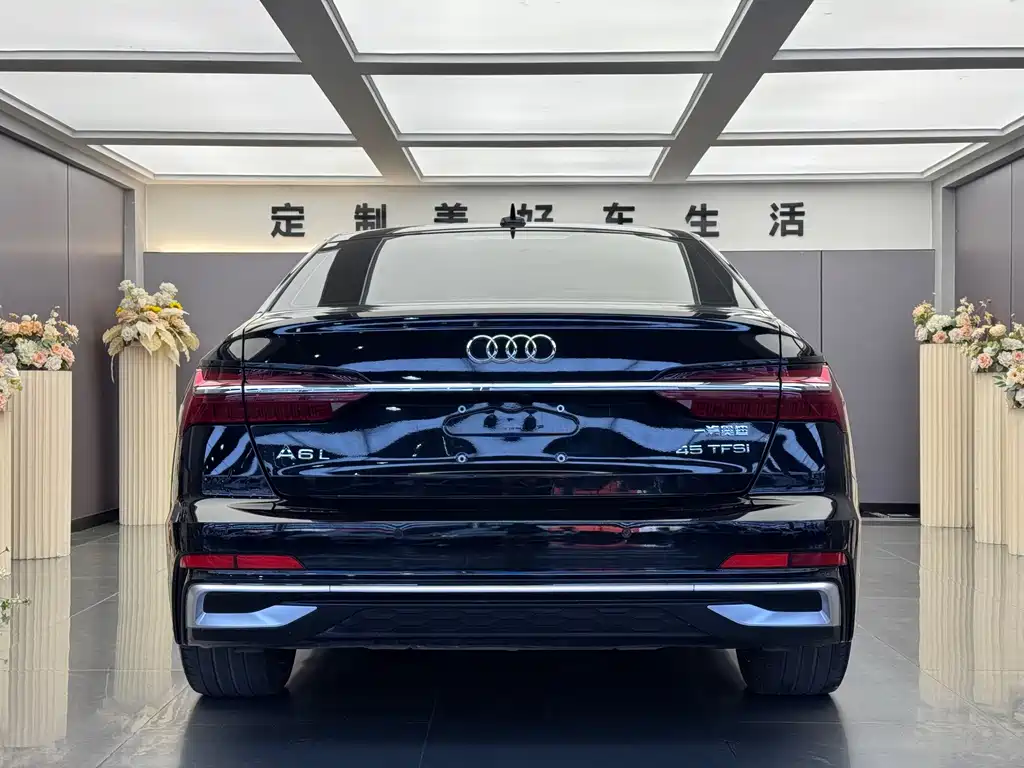Audi A6L 2023 — фото 13