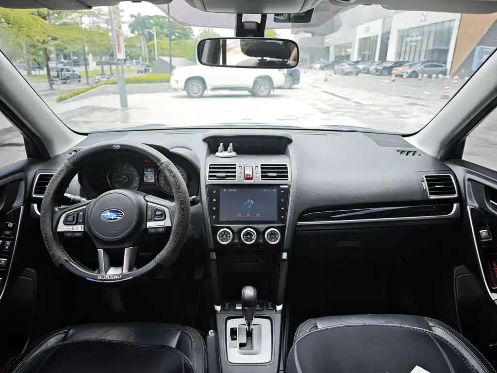 Subaru Forester 2017