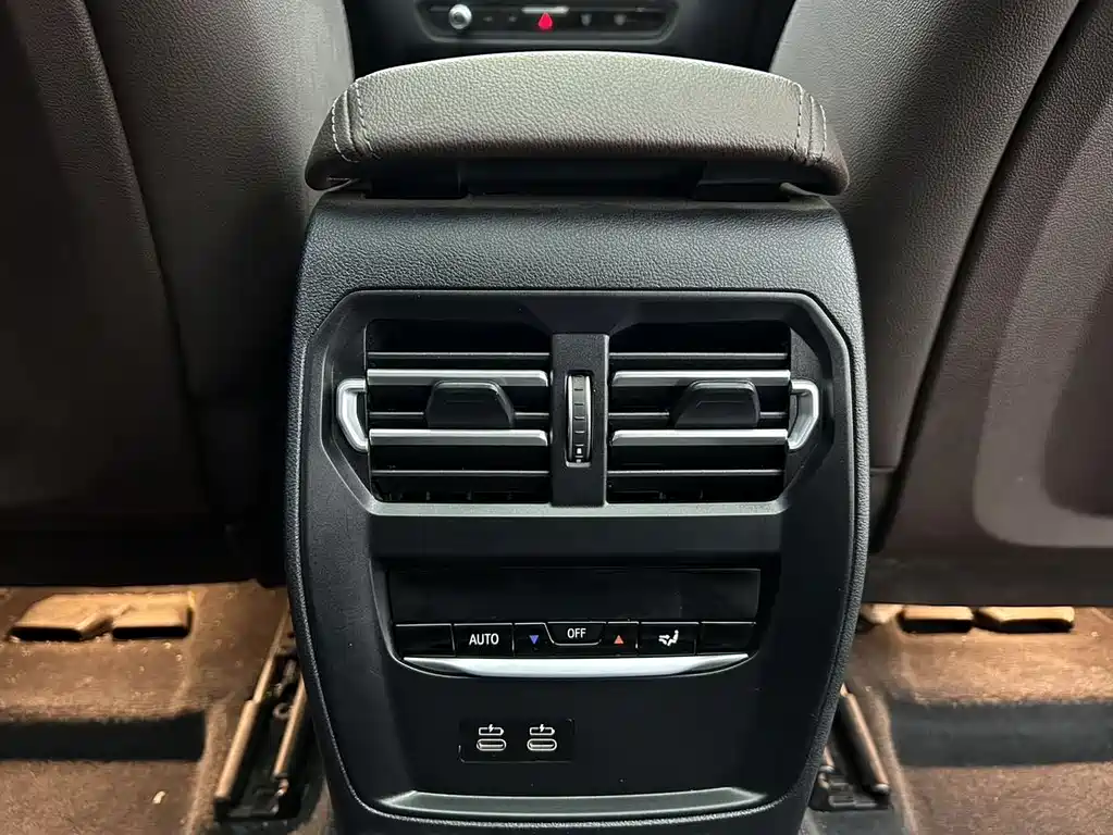 BMW 3 Series 2023