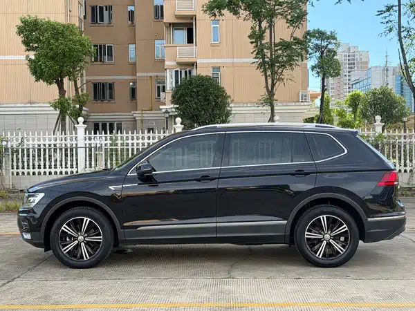 Volkswagen Tiguan L 2019
