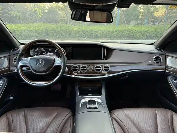 Mercedes-Benz S-Class 2015
