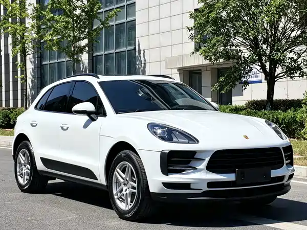 Porsche Macan 2020