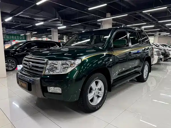 Toyota Land Cruiser 2011