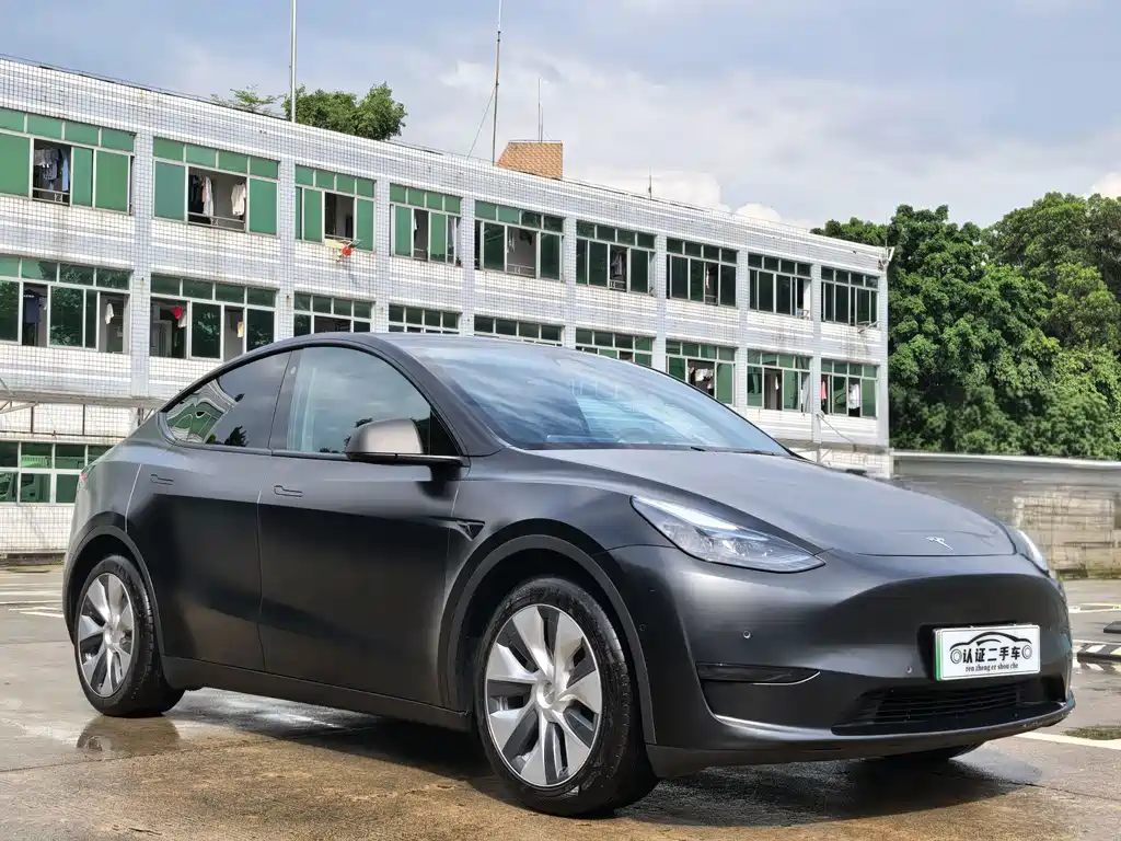 Tesla Model Y 2022 — фото 3