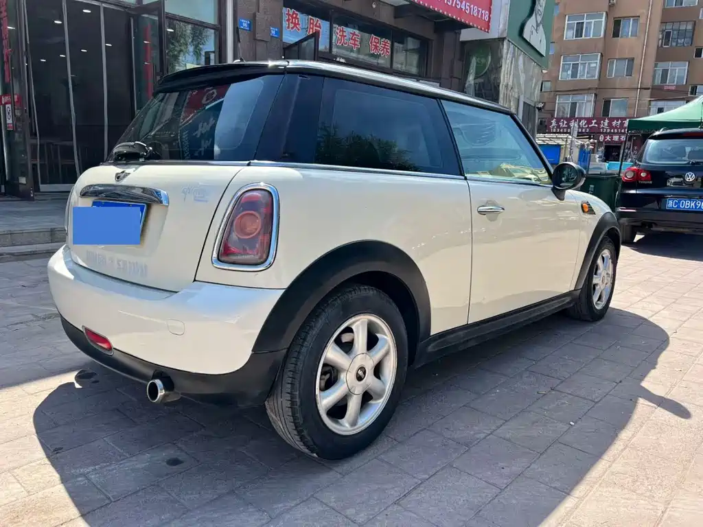 MINI Mini 2010
