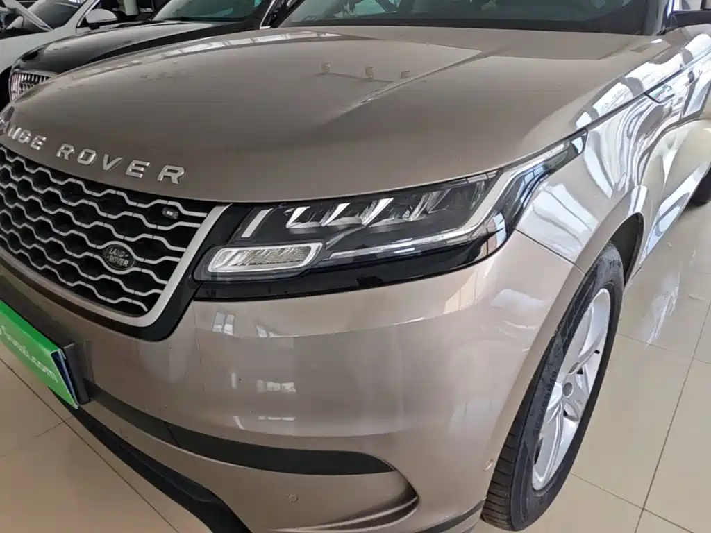 Land Rover Range Rover Velar 2022 — фото 24