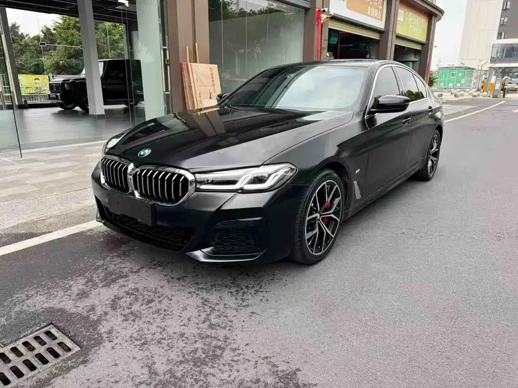 BMW 5 Series 2022