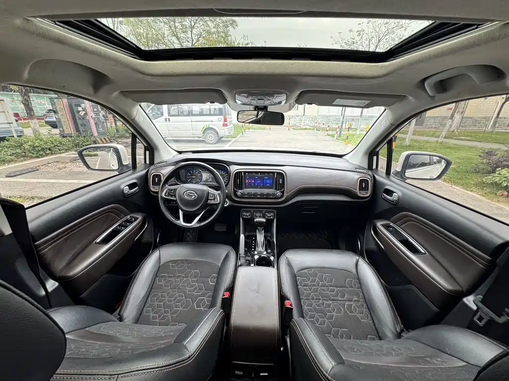 GAC Trumpchi GS3 2019 — фото 15