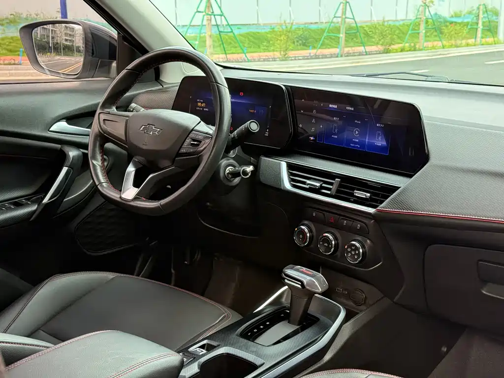Chevrolet Trax 2023 — фото 13