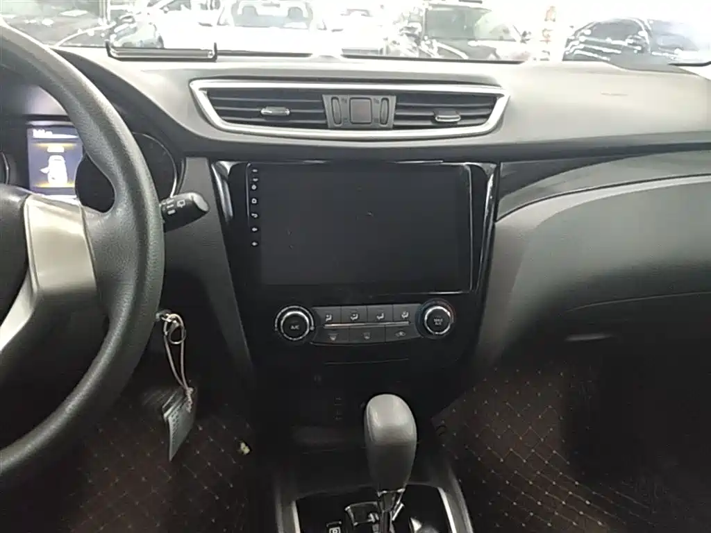 Nissan Qashqai 2017 — фото 13