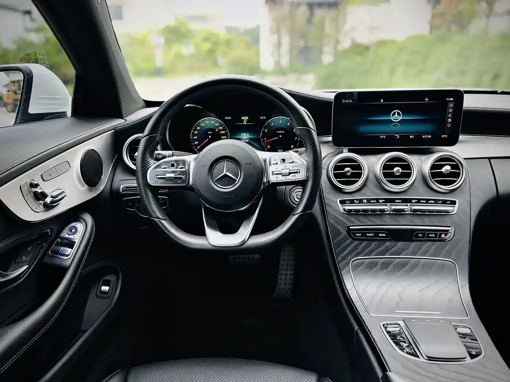Mercedes-Benz C-Class 2021 — фото 9
