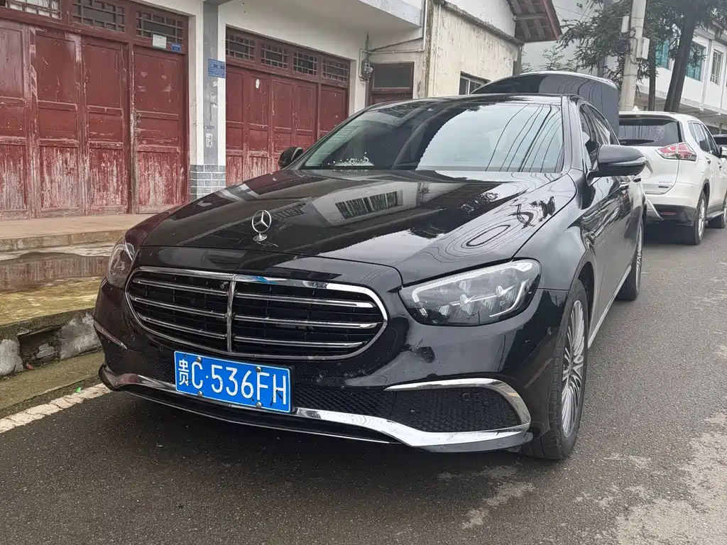 Mercedes-Benz E-Class 2023