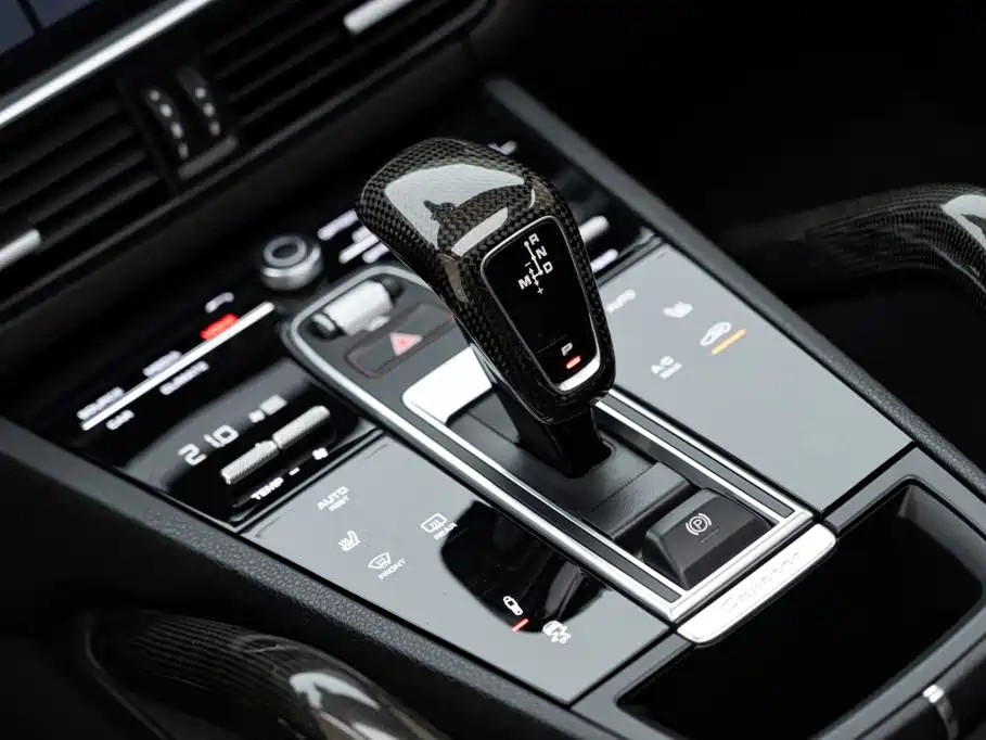 Porsche Cayenne 2019 — фото 14