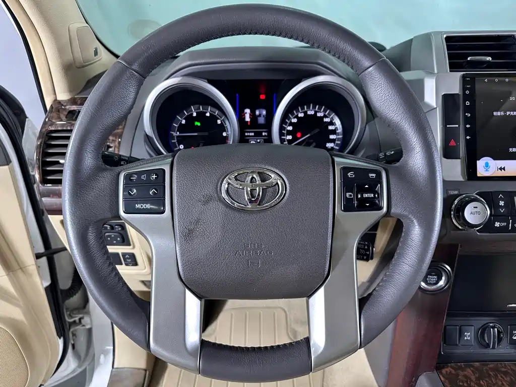 Toyota Prado 2016 — фото 12