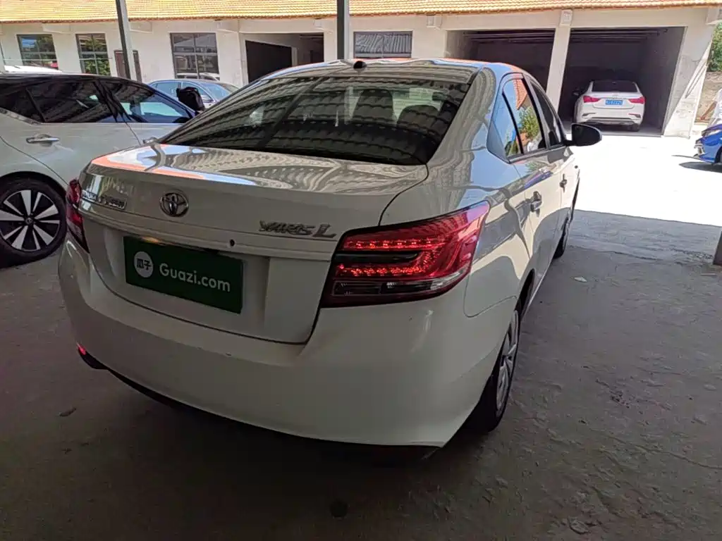 Toyota Yaris L 2018