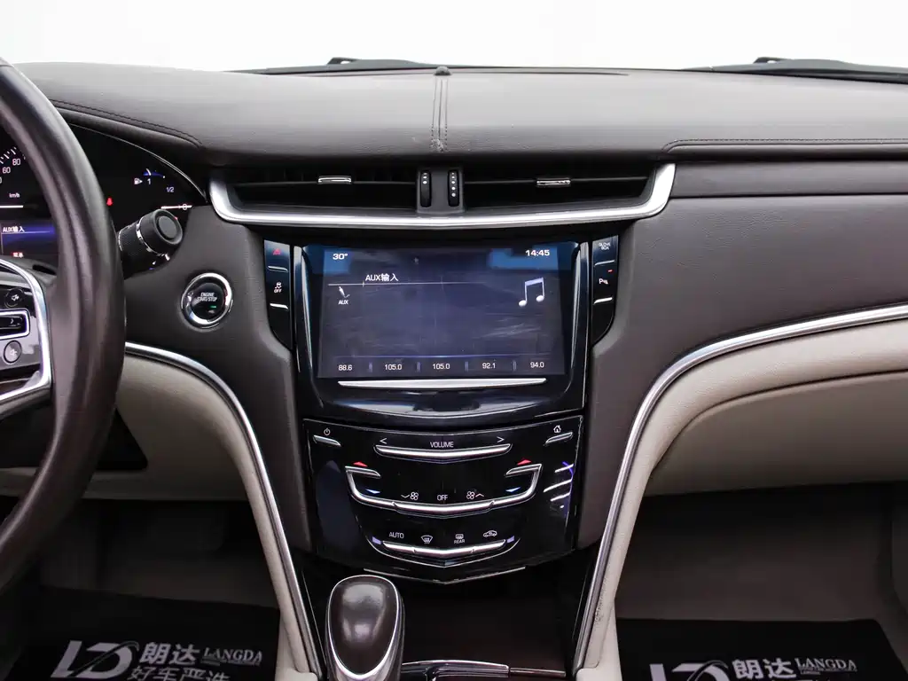 Cadillac XTS 2016 — фото 4