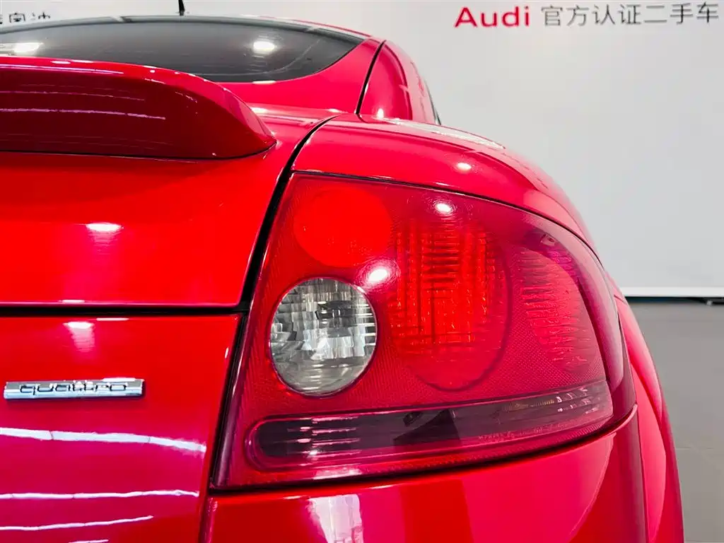 Audi TT 2005 — фото 15