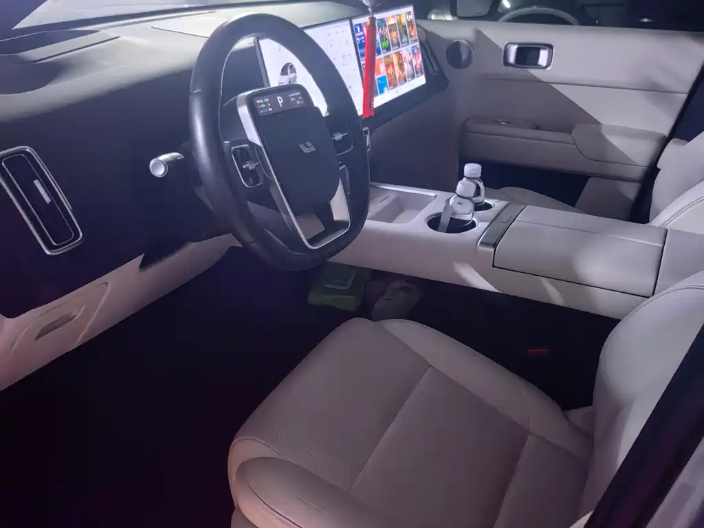 Li Auto Li L7 2024