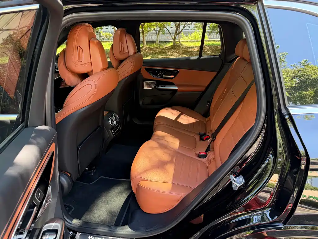 Mercedes-Benz GLC 2023 — фото 10