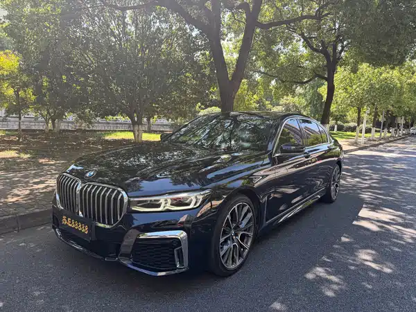 BMW 7 Series 2021