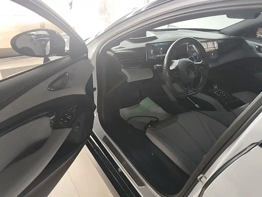 BYD Seal 2023 — фото 16