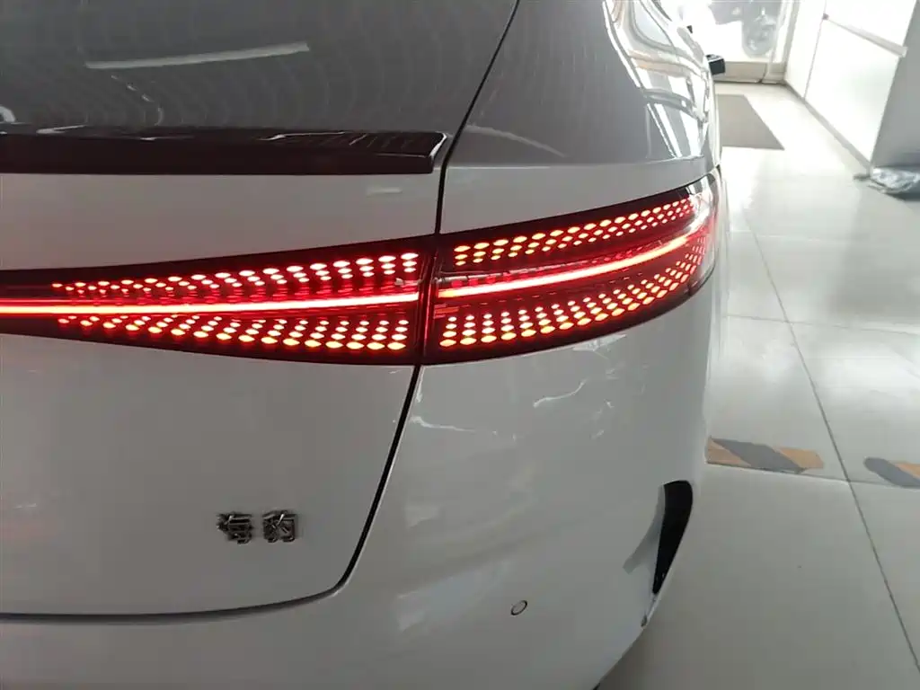 BYD Seal 2023 — фото 8